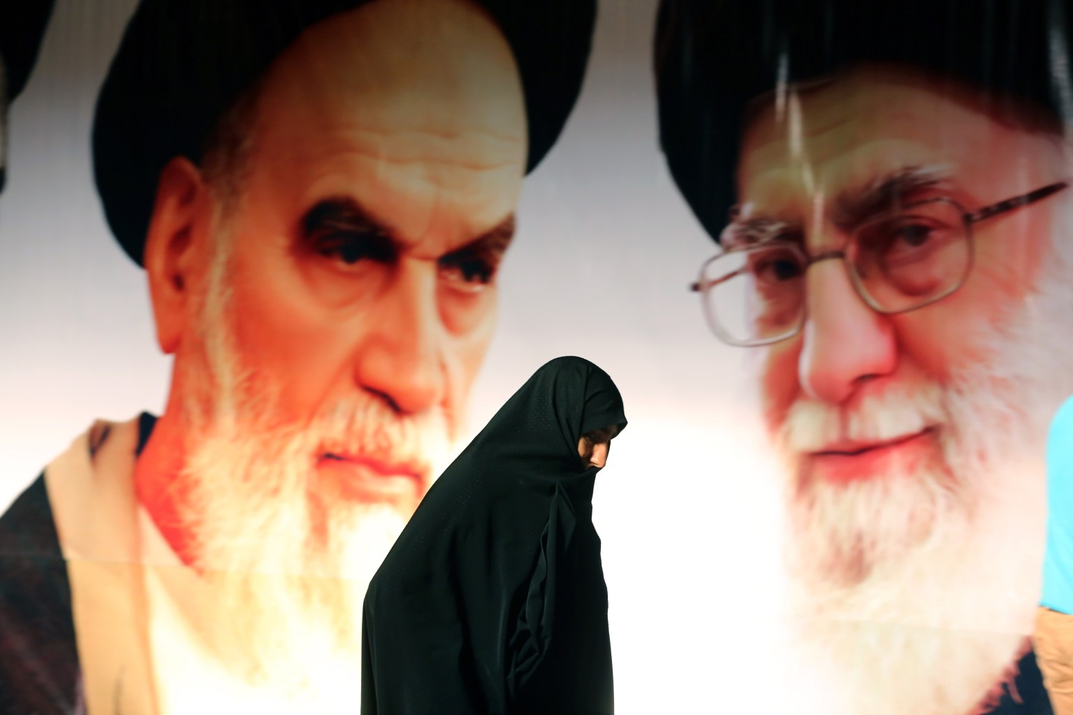 İran’ın emperyalizmle dansı