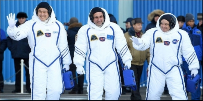 Uzaydaki astronotun boyu 9 santim uzadı