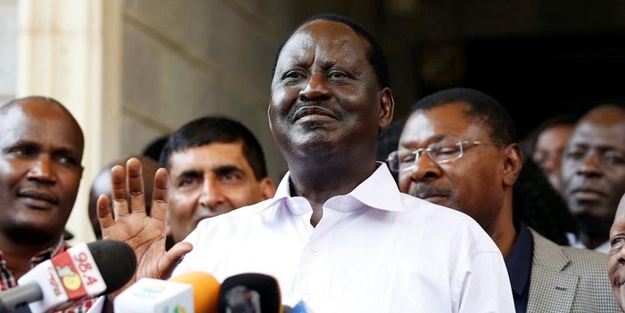 Kenya'da muhalefet lideri kendini başkan ilan etti
