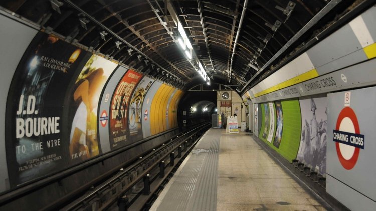Londra'da metro istasyonu kapatıldı!