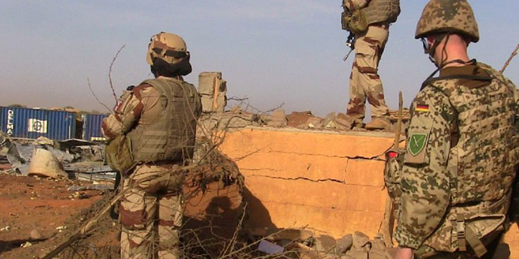 Mali'de askeri kampa saldırı: 14 ölü