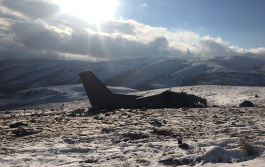 Isparta'da askeri uçak düştü