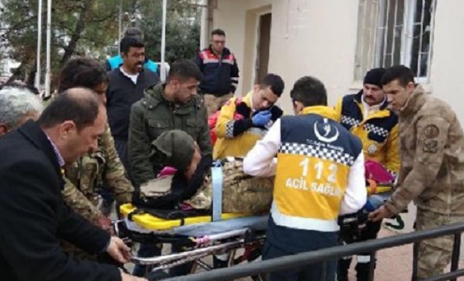 Hatay'da ÖSO kampına roket: Ölü ve yaralılar var