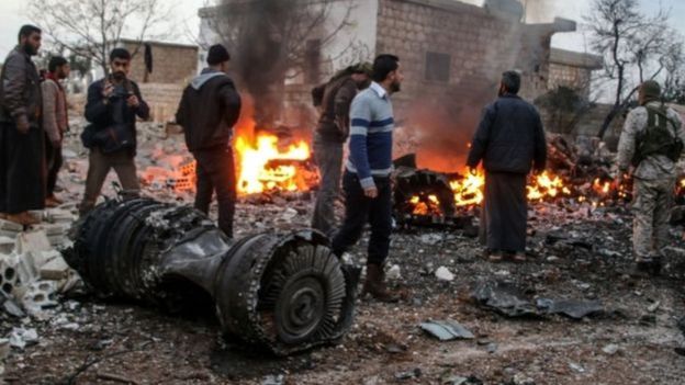 HTŞ, Suriye'deki bir örgütü Rus pilotun cesedini 'çalmakla' suçladı