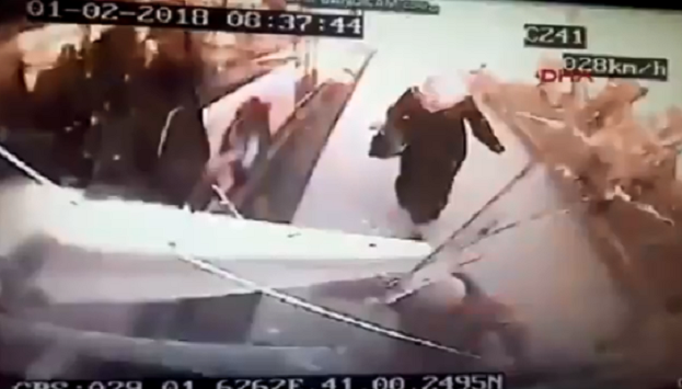 VİDEO | Üsküdar'daki feci kaza anı otobüs kamerasında