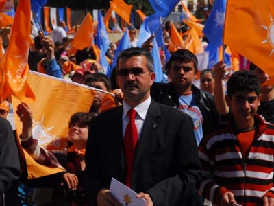 Eski AKP'li belediye başkanı 'FETÖ'den gözaltına alındı