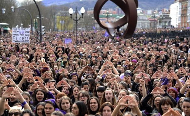 İspanya’da kadınların grevi yoğun katılımla gerçekleşti: Biz durursak dünya durur!