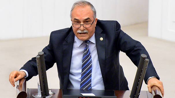 Fakıbaba, AKP'den ve milletvekilliğinden istifa etti