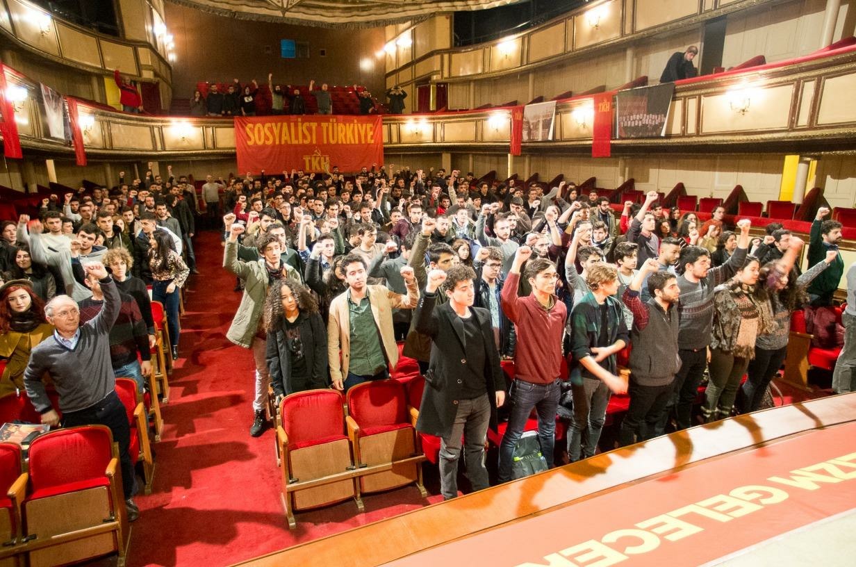 VİDEO | Komünist gençler 'Geleceksizliğe karşı mücadeleyi yükseltmek' için buluştu!