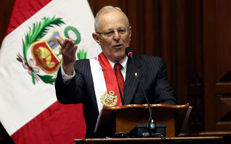 Peru’da siyasi krizi derinleşiyor