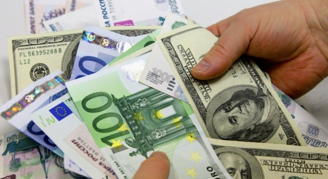 Dolar ve eurodan yeni rekor