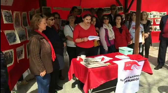 Antalya'da 8 Mart: İlerici Kadınlar Derneği basın açıklaması ve sergi düzenledi
