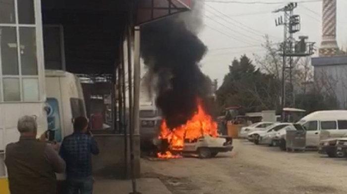 ‘Şimdi işim var, daha sonra gel’ diyen tamirciye sinirlenen sürücü, otomobilini yaktı