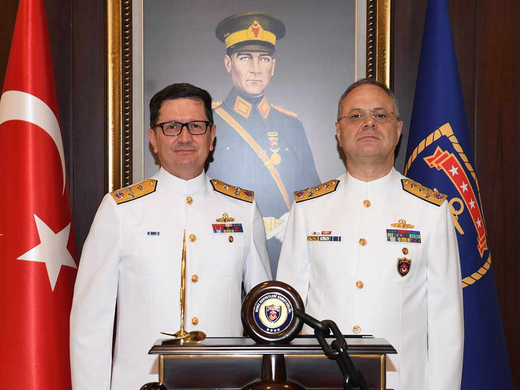 Deniz Kuvvetleri Komutanı'nın koruma astsubayı 'FETÖ'den gözaltına alındı