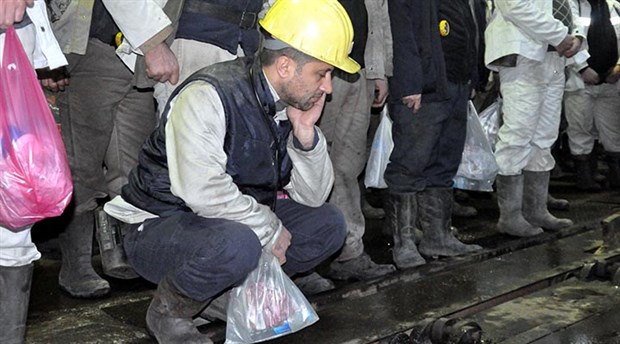 Madende yaşamını yitiren 263 madenci törenle anıldı