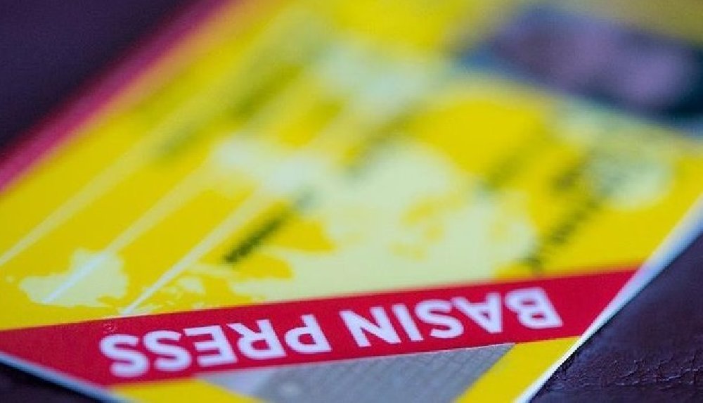 Evrensel çalışanlarının basın kartları iptal edildi