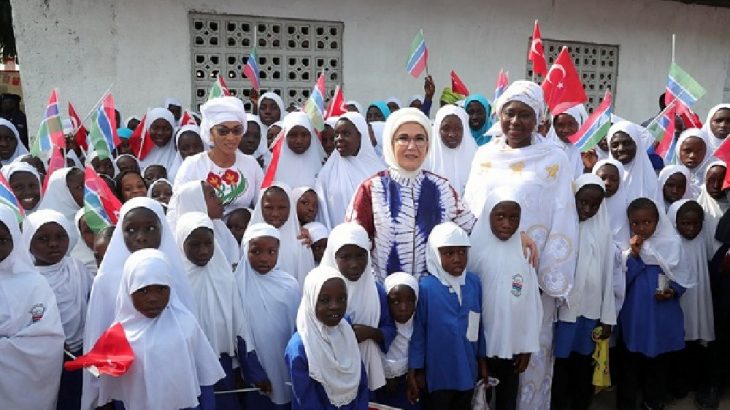 Emine Erdoğan Gambiya'da cami ve okul açtı