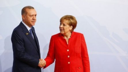 Merkel Erdoğan'ın davetiyle Türkiye'ye geliyor