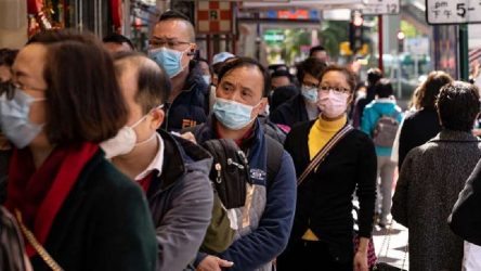Sokak ortasında kalp krizi geçiren Çinli adama kimse müdahale etmedi