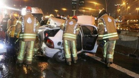 İstanbul'da zincirleme kaza: 1 ölü, 3 yaralı