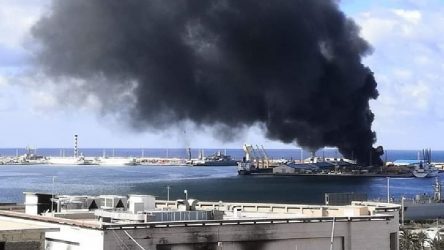 Libya'da Türk gemisine top ateşi açıldı