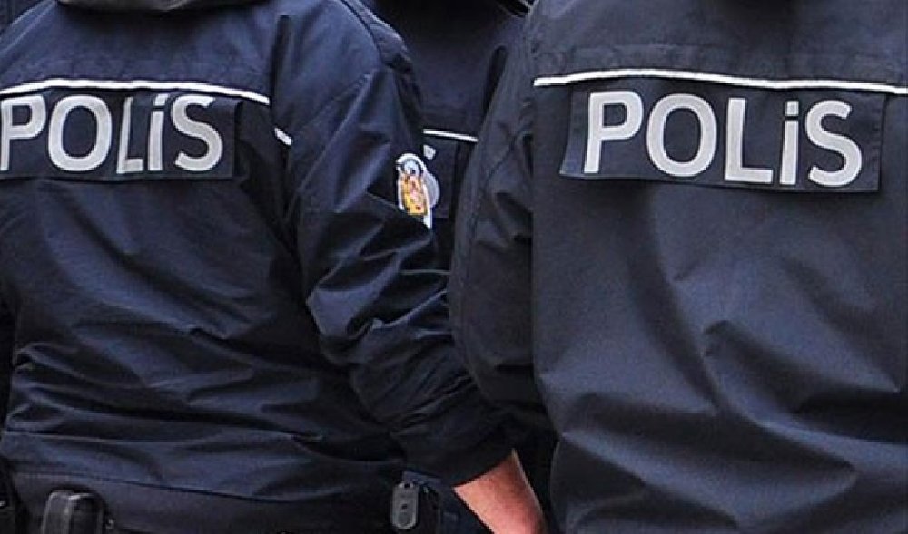 Uyuşturucu ticareti ve suç örgütü operasyonunda polisler de gözaltına alındı