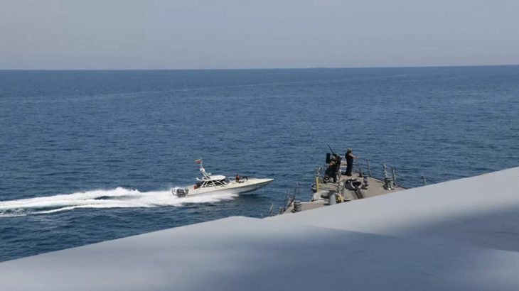 İran: Gemilerimizi tehdit eden ABD donanması birimlerinin hedef alınmasını emrettik