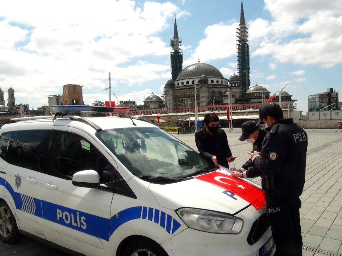 Çalışma belgesi yanında olmayan kuryeye ceza kesildi!