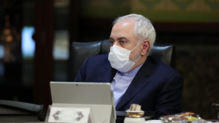 Zarif: İran'ın uzun zamandır yaşadığını şimdi tüm dünya tadıyor