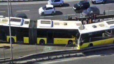 İstanbul'da metrobüsler çarpıştı: Yaralılar var