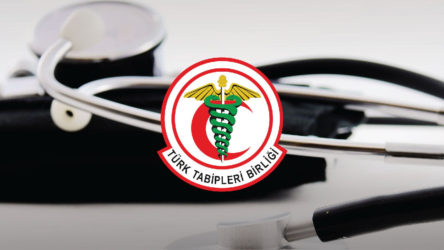 Türk Tabipleri Birliği: Özel hastane hekimleri ücretsiz izne çıkartılıyor