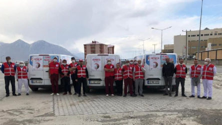 Karantina köylerine yardım ulaştırmayan Kızılay, Tatvan’da AKP’li belediye ile yemek dağıtacak