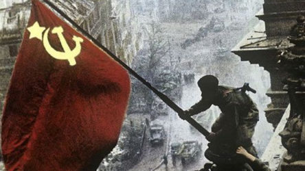 Manifesto TV | Komünistlerin faşizmi ezişi ve Büyük Zafer