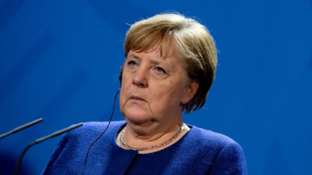 Merkel'den Hamas'la dolaylı görüşme vurgusu