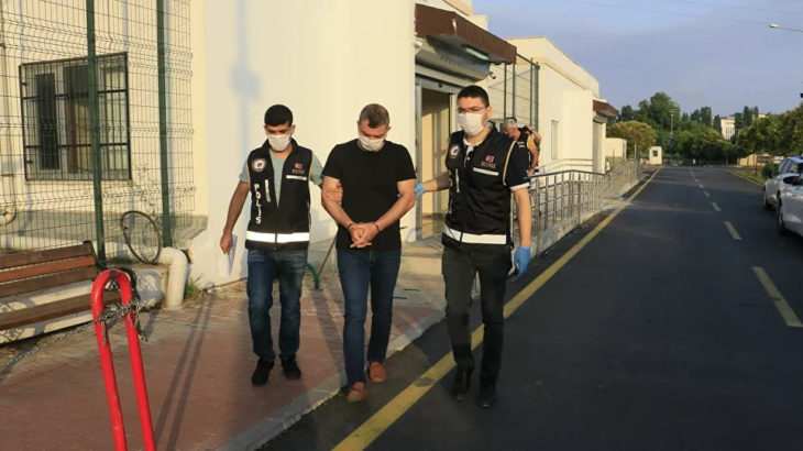 Adana'da 'FETÖ'nün finans ayağına operasyon