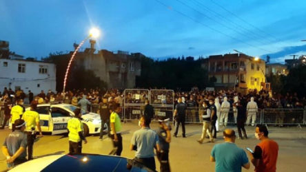 Antalya Serik'te karantinadaki yurttaşlar sürenin uzatılmasına tepki gösterdi