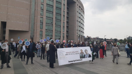 Ölüm orucundaki avukatlar Ebru Timtik ve Aytaç Ünsal için eylem