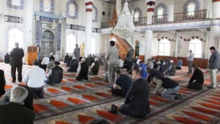 İmamın oğlunda koronavirüs: Cami ve 53 ev karantinada