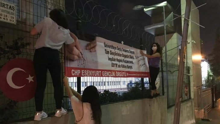 CHP'li gençler gece yarısı 'pankart' ifadesine çağrıldı: Öğrencilerden 2'si yarın sınava girecek