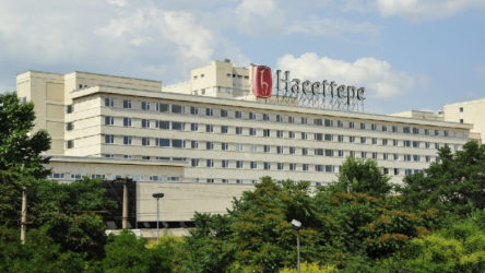 DİSK Sosyal İş: Hacettepe Üniversitesi işçileri 3 aydır maaş alamıyor