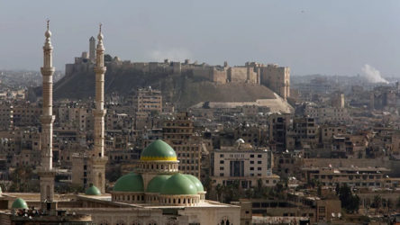 Cihatçıların talan ettiği Halep’teki tarihi Habiye Çarşısı yeniden açılıyor