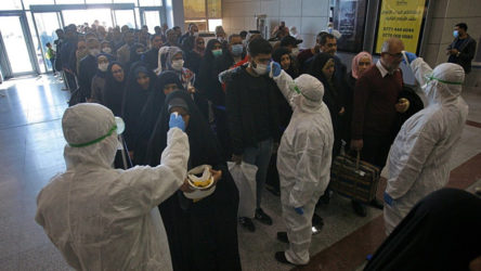 Tahran'daki hastanelerde yataklar komple doldu
