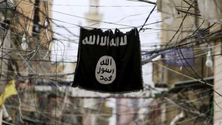 Askerlerin yakılması fetvasını veren IŞİD 'kadı'sı tutuklandı
