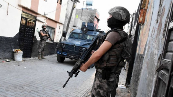 İstanbul'da IŞİD ve El Nusra operasyonu: 11 gözaltı