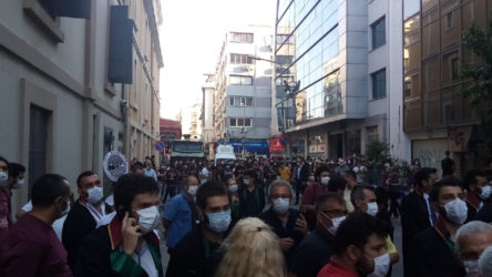 İzmir Barosu'na polis ablukası!