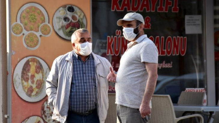 Kars'ta maskesiz sokağa çıkmak yasaklandı: 37 ilde yasak