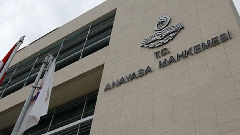 AKP'nin yeni Anayasa yapma ehliyeti yoktur