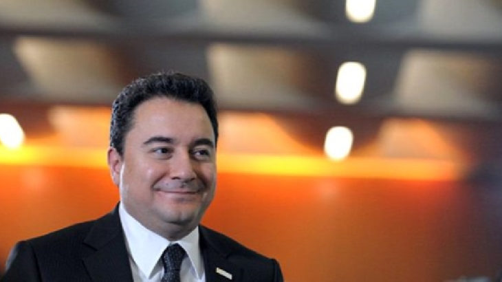 Babacan'dan Ayasofya yorumu: Davet gelseydi namaza gidebilirdim