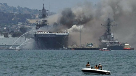 ABD savaş gemisi yandı: Yaralılar var