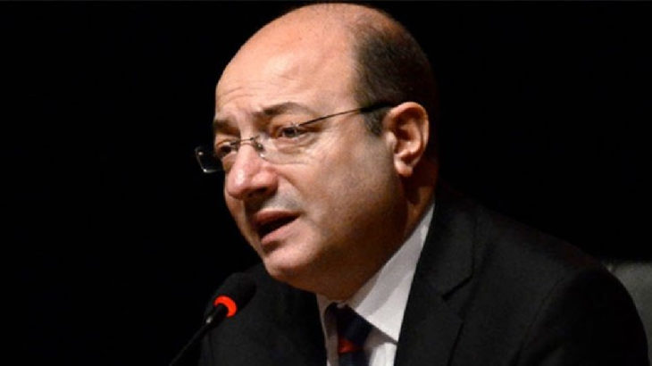 İlhan Cihaner, CHP genel başkanlık adaylığından çekildi